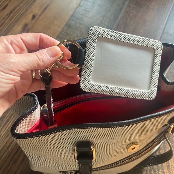 Dooney & Bourke Shoulder Tote Bag Canvas & Leather and id holder - Picture 10 of 11